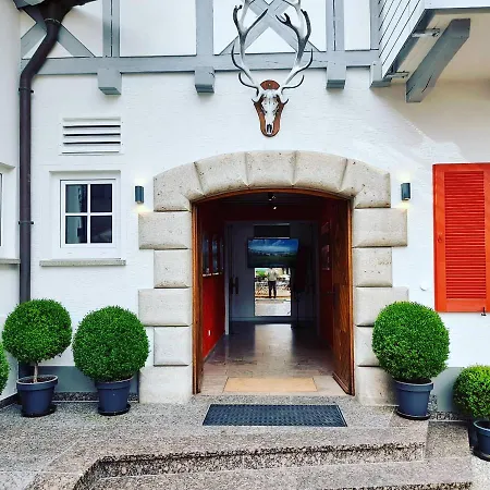 Hotel Goldener Hirsch *