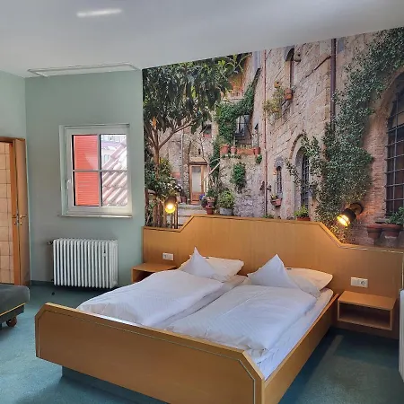 Otel Goldener Hirsch