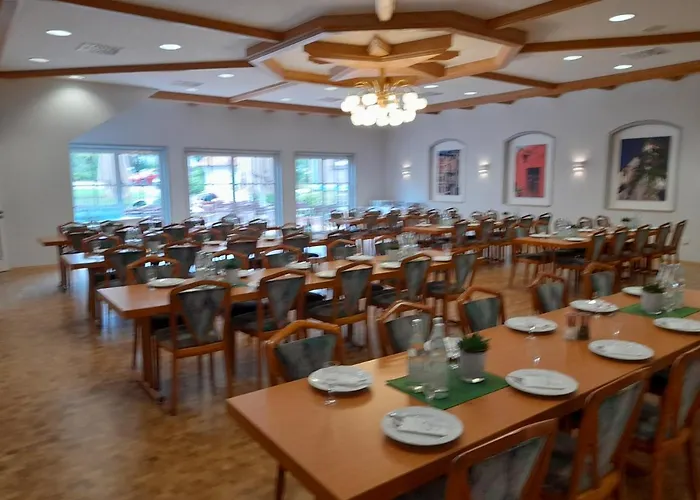 酒店 Goldener Hirsch